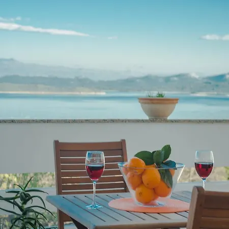 House Mareta, Sea View בית נופש Dragove